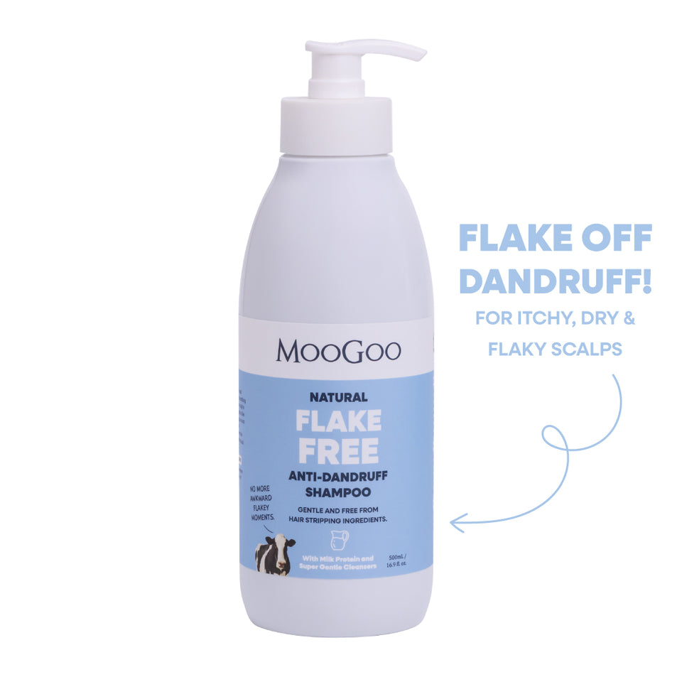 MooGoo natural Flake Free Shampoo against minimal background, gentle SLS-free cleanser to fight dandruff and soothe itchy, flaky scalp