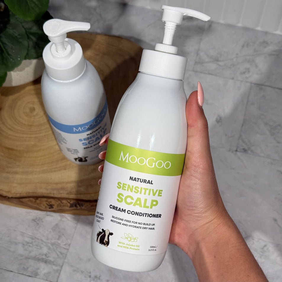 MooGoo Flake Free Shampoo and Conditioner duo, natural anti-dandruff hair care with menthol, milk protein and ceramides for scalp health